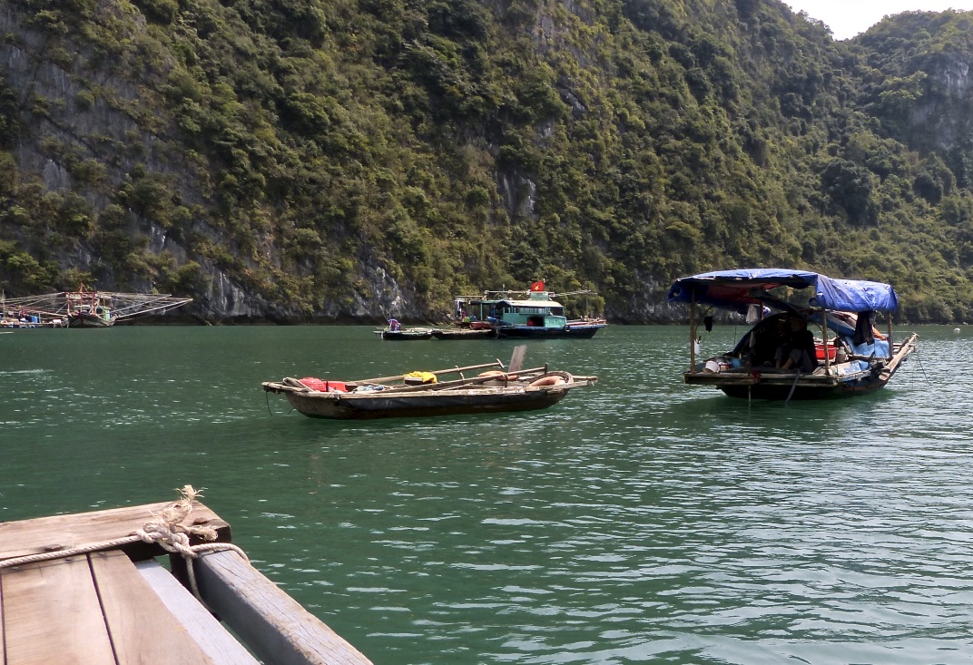 7pG2vObnSh6HUURANOl4Mw_thumb_556a