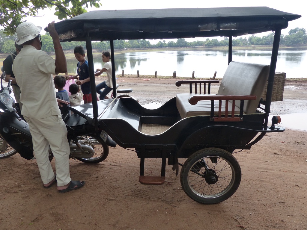 B2B7C109-CA64-4368-8610-4262961D9C05_1_105_c